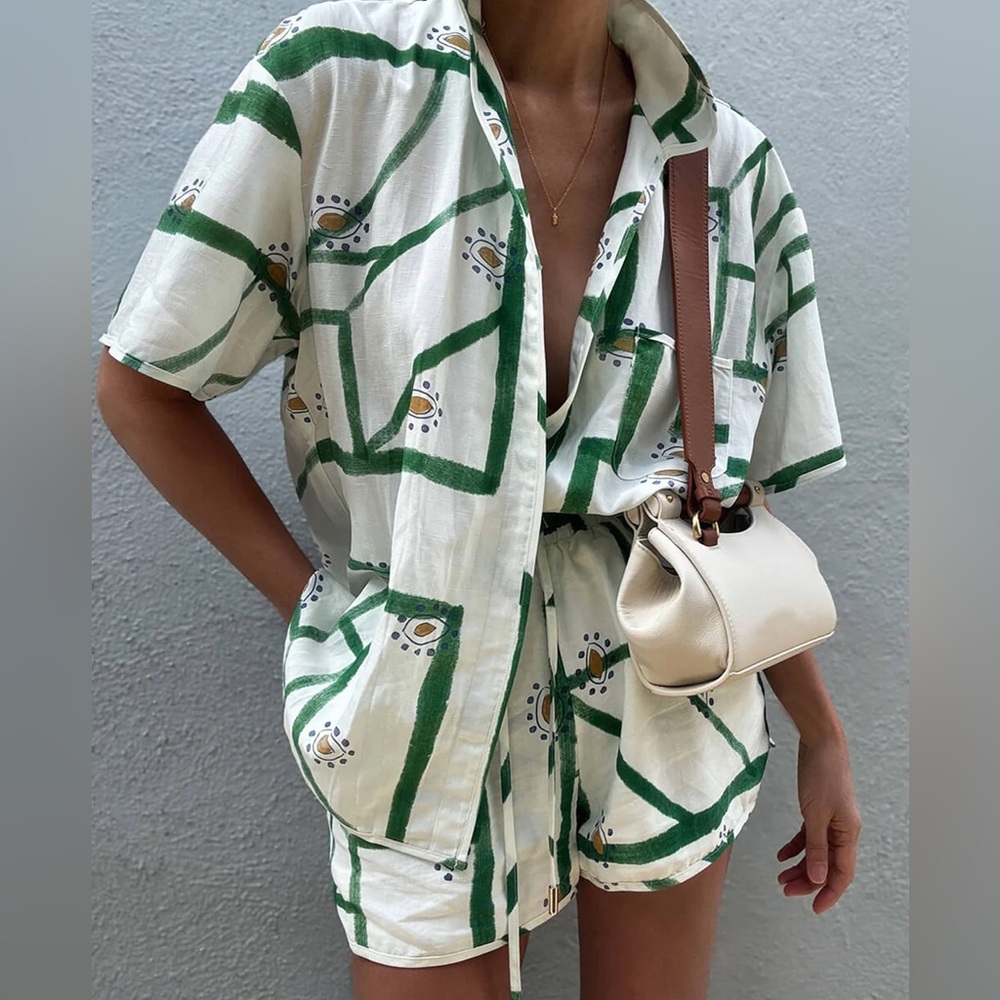 37 Print Drawstring Shorts Set - Picture 4 of 10